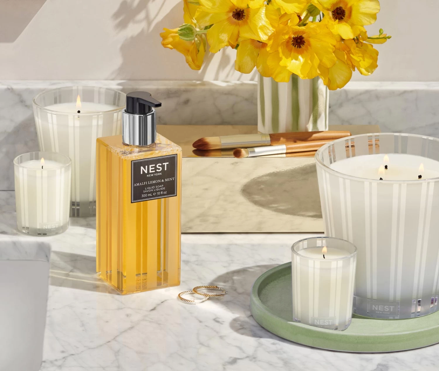 Amalfi Lemon & Mint Classic Candle - Image 4